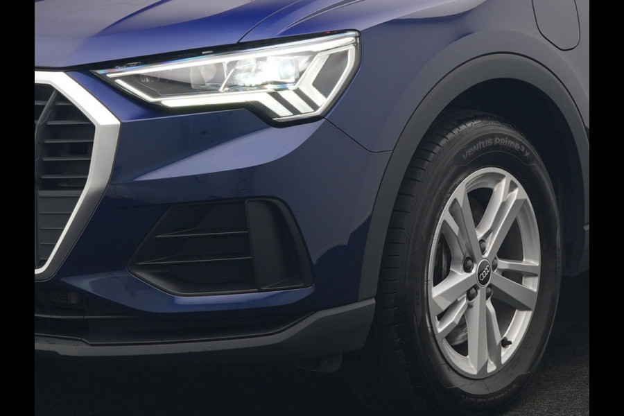 Audi Q3 45 TFSI e S-Line PHEV 245pk Dealer O.H Adaptive Cruise | Camera | Blis | S-line Interieur | Lederen Sportstoelen Verwarmd | Sportstuur | Navigatie | Virtual | DAB | 17"L.M |