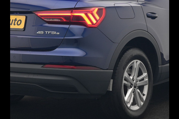 Audi Q3 45 TFSI e S-Line PHEV 245pk Dealer O.H Adaptive Cruise | Camera | Blis | S-line Interieur | Lederen Sportstoelen Verwarmd | Sportstuur | Navigatie | Virtual | DAB | 17"L.M |