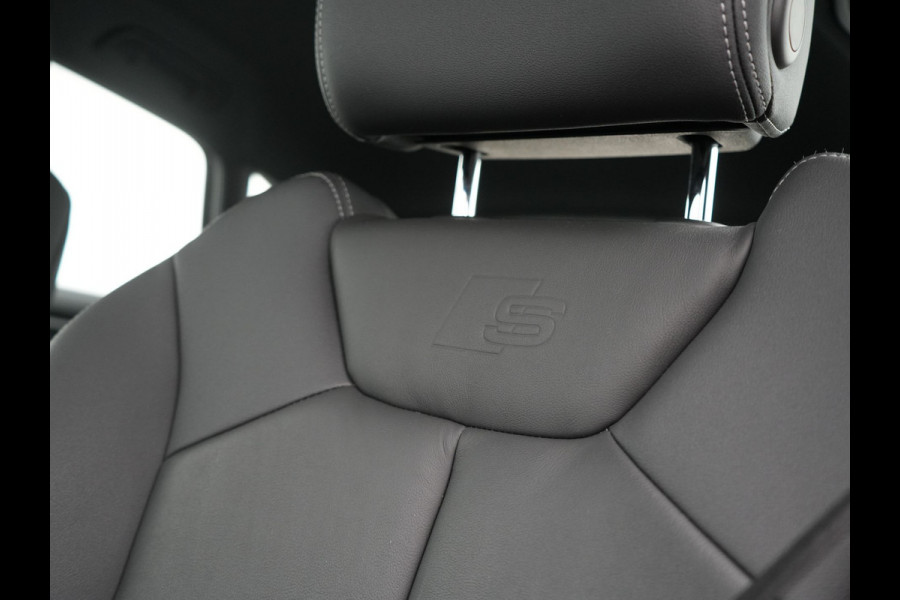 Audi Q3 45 TFSI e S-Line PHEV 245pk Dealer O.H Adaptive Cruise | Camera | Blis | S-line Interieur | Lederen Sportstoelen Verwarmd | Sportstuur | Navigatie | Virtual | DAB | 17"L.M |