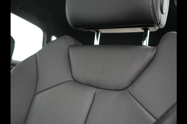 Audi Q3 45 TFSI e S-Line PHEV 245pk Dealer O.H Adaptive Cruise | Camera | Blis | S-line Interieur | Lederen Sportstoelen Verwarmd | Sportstuur | Navigatie | Virtual | DAB | 17"L.M |
