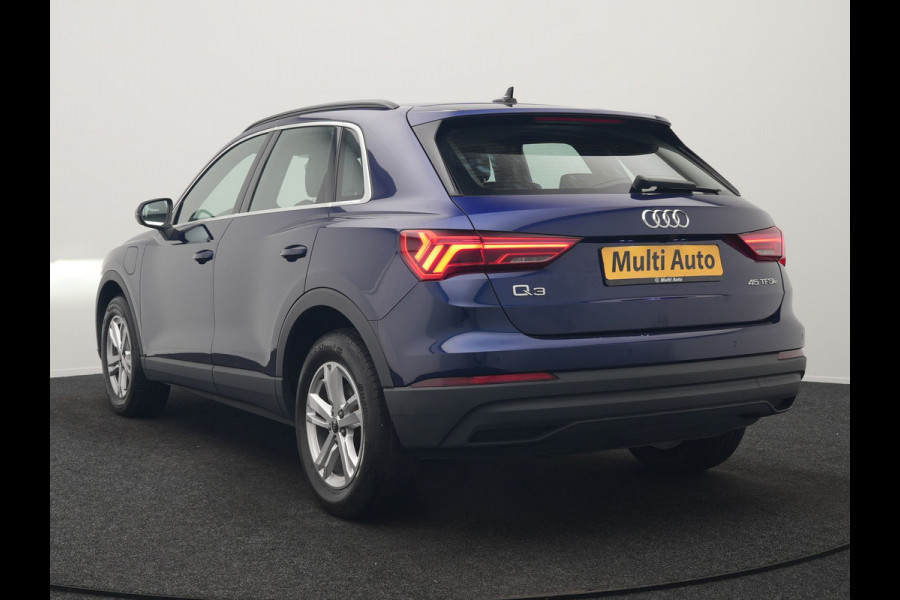 Audi Q3 45 TFSI e S-Line PHEV 245pk Dealer O.H Adaptive Cruise | Camera | Blis | S-line Interieur | Lederen Sportstoelen Verwarmd | Sportstuur | Navigatie | Virtual | DAB | 17"L.M |