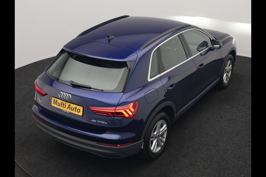 Audi Q3 45 TFSI e S-Line PHEV 245pk Dealer O.H Adaptive Cruise | Camera | Blis | S-line Interieur | Lederen Sportstoelen Verwarmd | Sportstuur | Navigatie | Virtual | DAB | 17"L.M |