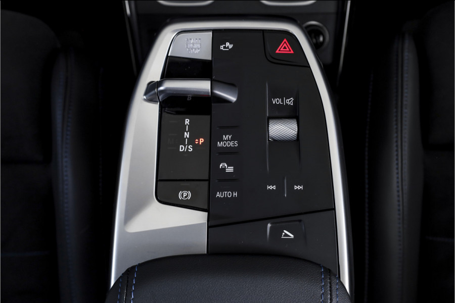 BMW X1 xDrive25e 245 PK | M-Sport | Premium Pack | S/K-Panodak | Elek. Trekhaak | Dig. Cockpit | Cruise | Stoelverw. | PDC | Camera | NAV+App. Connect | ECC | Elek. Klep | LM 19" | 2943