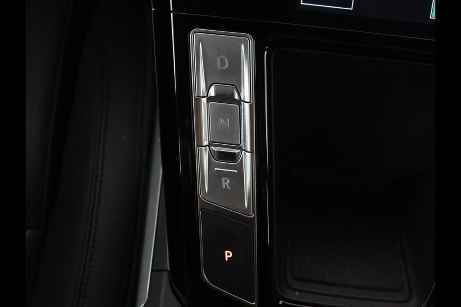 Jaguar I-PACE EV400 Business Edition S 90 kWh SOH 94,2% | Carplay | Navigatie | Standkachel | Panoramadak | Camera | Adaptive cruise | Elektrische achterklep | Climate control