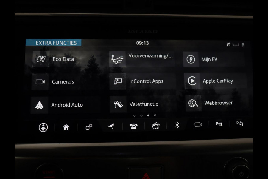 Jaguar I-PACE EV400 Business Edition S 90 kWh SOH 94,2% | Carplay | Navigatie | Standkachel | Panoramadak | Camera | Adaptive cruise | Elektrische achterklep | Climate control