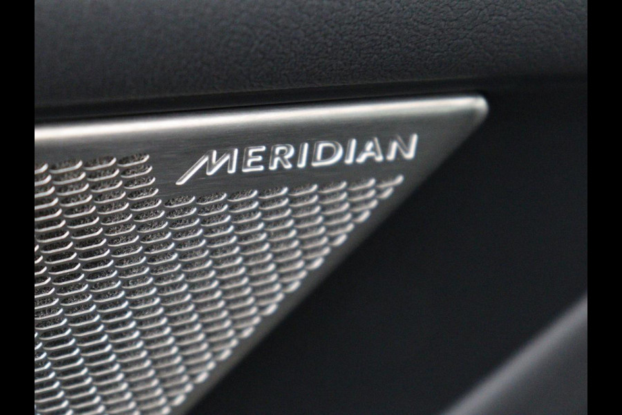 Jaguar I-PACE EV400 Business Edition S 90 kWh SOH 94,2% | Carplay | Navigatie | Standkachel | Panoramadak | Camera | Adaptive cruise | Elektrische achterklep | Climate control