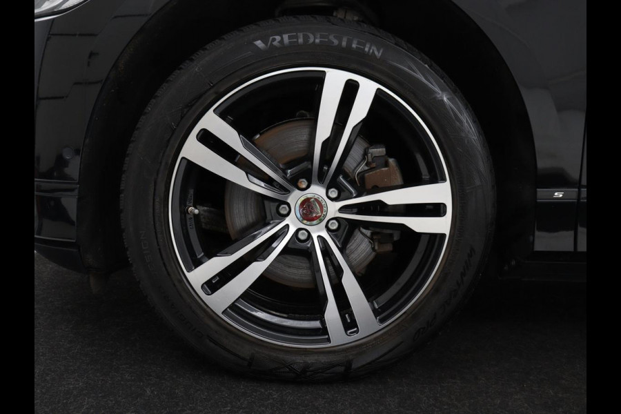 Jaguar I-PACE EV400 Business Edition S 90 kWh SOH 94,2% | Carplay | Navigatie | Standkachel | Panoramadak | Camera | Adaptive cruise | Elektrische achterklep | Climate control