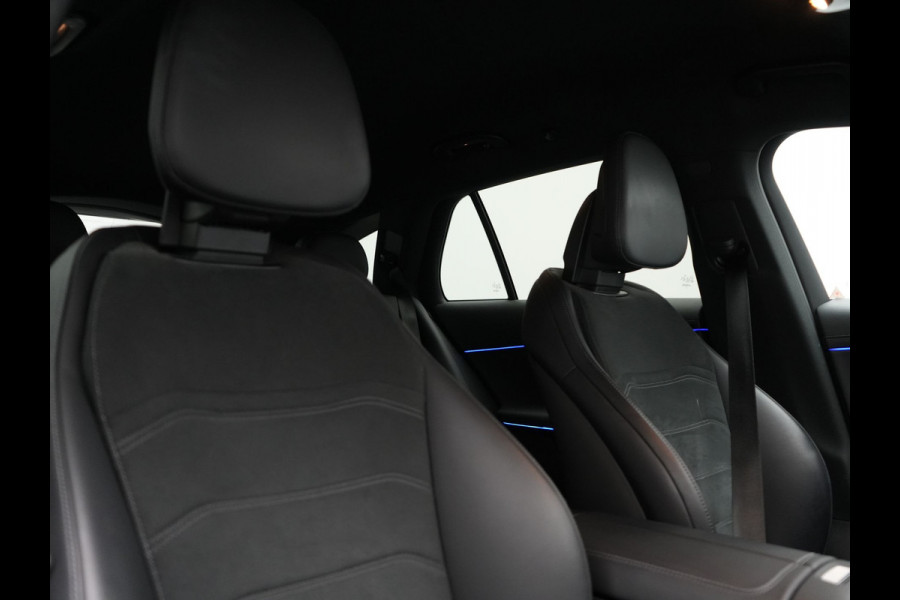 Mercedes-Benz E-Klasse Estate 300 e AMG Line PHEV 313pk INCL BTW Dealer O.H. | Trekhaak Af Fabriek | Adaptive Cruise | 360 Camera | Digital Light | Alcantara Sportstoelen Memory & Verwarmd | Sfeerverlichting | Keyless | Blis | Navigatie | DAB | Plug In Hybrid |