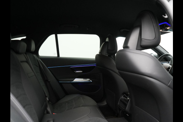 Mercedes-Benz E-Klasse Estate 300 e AMG Line PHEV 313pk INCL BTW Dealer O.H. | Trekhaak Af Fabriek | Adaptive Cruise | 360 Camera | Digital Light | Alcantara Sportstoelen Memory & Verwarmd | Sfeerverlichting | Keyless | Blis | Navigatie | DAB | Plug In Hybrid |