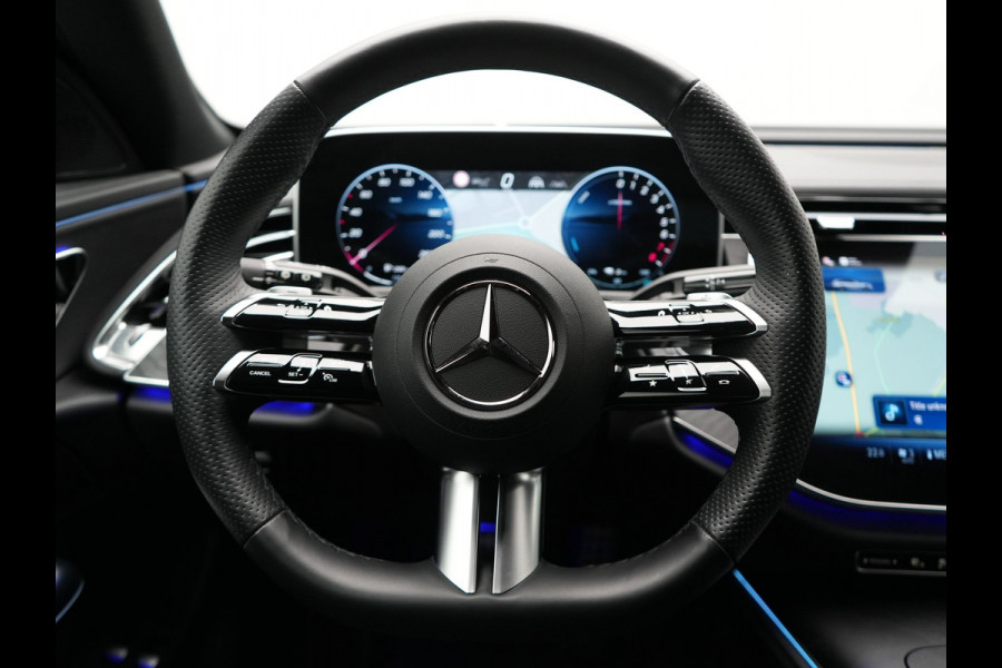 Mercedes-Benz E-Klasse Estate 300 e AMG Line PHEV 313pk INCL BTW Dealer O.H. | Trekhaak Af Fabriek | Adaptive Cruise | 360 Camera | Digital Light | Alcantara Sportstoelen Memory & Verwarmd | Sfeerverlichting | Keyless | Blis | Navigatie | DAB | Plug In Hybrid |