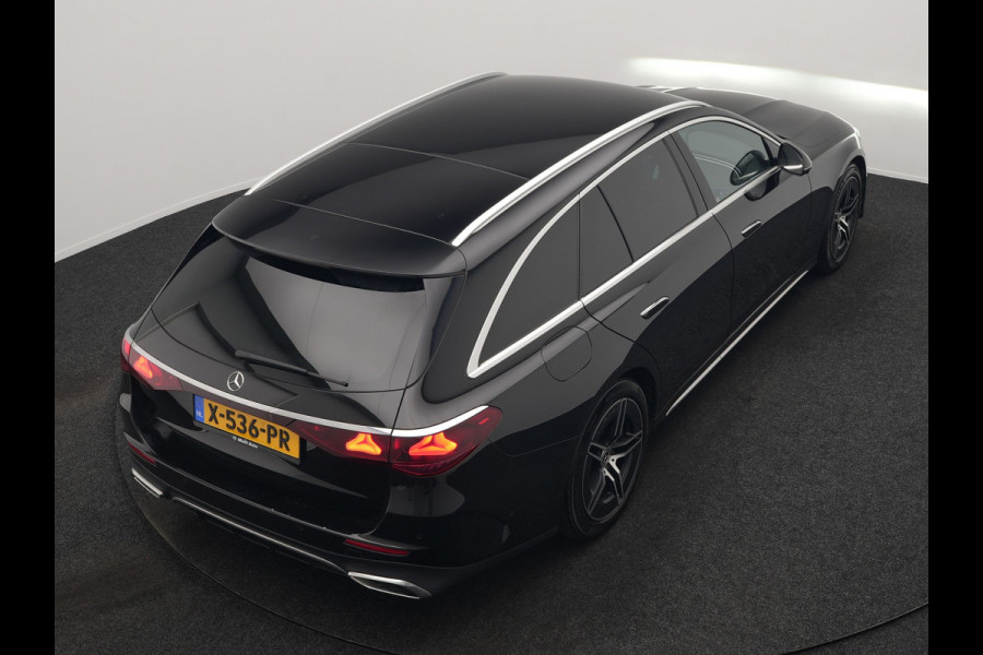 Mercedes-Benz E-Klasse Estate 300 e AMG Line PHEV 313pk INCL BTW Dealer O.H. | Trekhaak Af Fabriek | Adaptive Cruise | 360 Camera | Digital Light | Alcantara Sportstoelen Memory & Verwarmd | Sfeerverlichting | Keyless | Blis | Navigatie | DAB | Plug In Hybrid |
