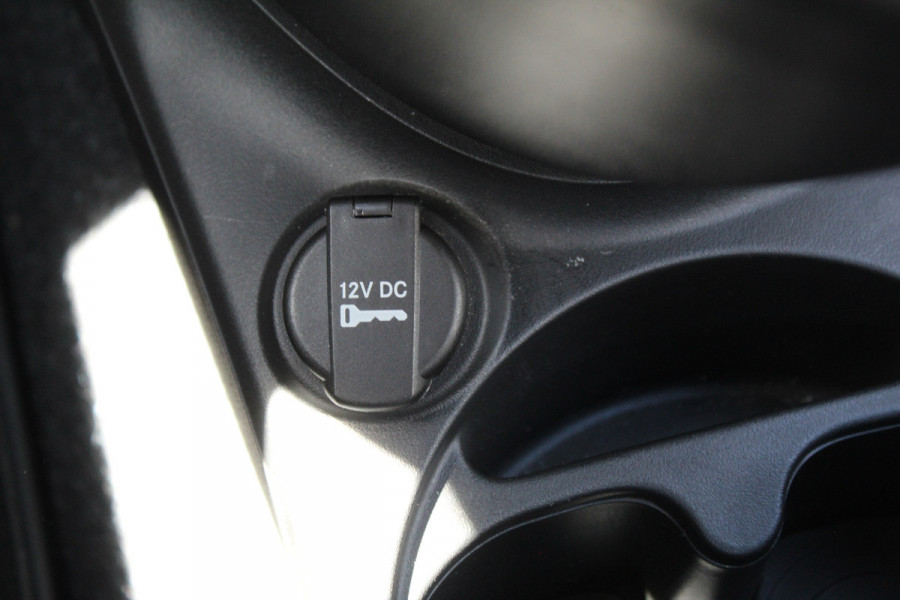 Fiat 500 1.0 70 pk Hybrid Cruise Control, Apple Carplay, Bluetooth, Parkeersensoren achter