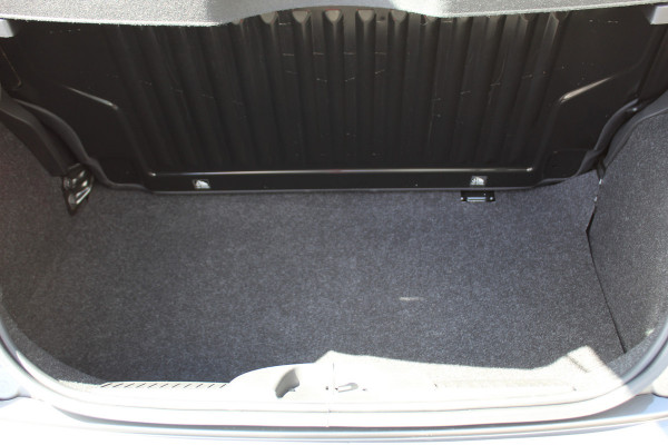 Fiat 500 1.0 70 pk Hybrid Cruise Control, Apple Carplay, Bluetooth, Parkeersensoren achter