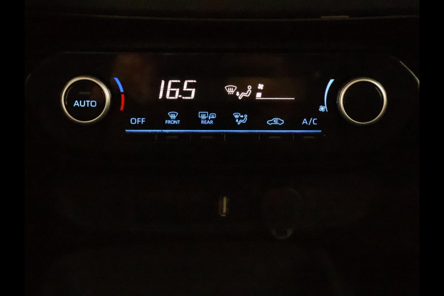 Toyota Aygo X 1.0 VVT-i MT First | Apple Carplay & AndroidAUTO | Lichtmetalen velgen | Camera | Privacy Glass |