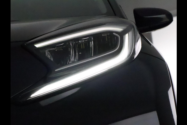 Toyota Aygo X 1.0 VVT-i MT First | Apple Carplay & AndroidAUTO | Lichtmetalen velgen | Camera | Privacy Glass |