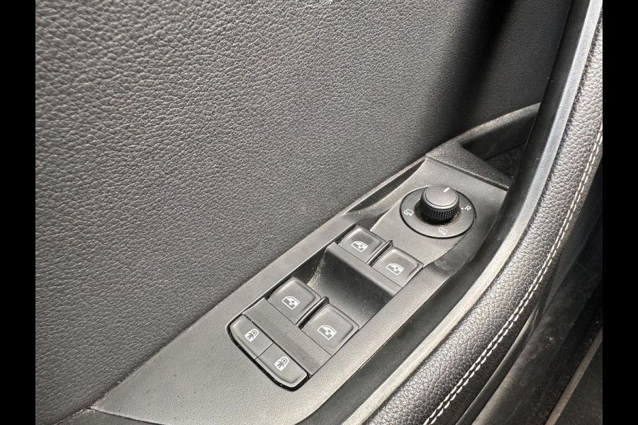 Škoda Superb Combi 1.4 TSI iV Business Edition Plus | Trekhaak wegklapbaar | Comfort pack |