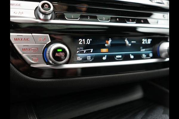 BMW 5 Serie Touring 530e M Sport PHEV 293pk Dealer O.H. | Panodak | Adaptive Cruise | 360 Camera | Harman / Kardon | Lederen Comfortzetels Memory & Verwarmd | Adaptive LED | Apple Carplay | Blis | Sfeerverlichting | Navigatie | DAB | Plug In Hybrid |