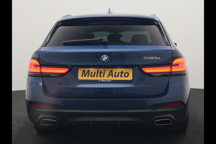 BMW 5 Serie Touring 530e M Sport PHEV 293pk Dealer O.H. | Panodak | Adaptive Cruise | 360 Camera | Harman / Kardon | Lederen Comfortzetels Memory & Verwarmd | Adaptive LED | Apple Carplay | Blis | Sfeerverlichting | Navigatie | DAB | Plug In Hybrid |