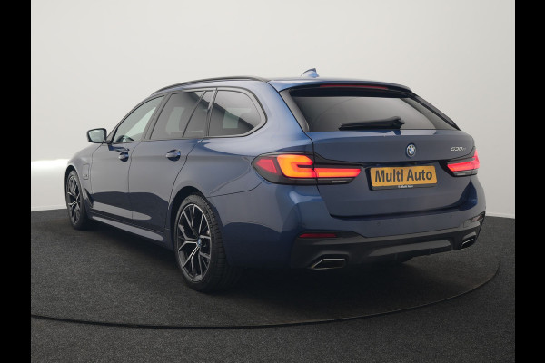 BMW 5 Serie Touring 530e M Sport PHEV 293pk Dealer O.H. | Panodak | Adaptive Cruise | 360 Camera | Harman / Kardon | Lederen Comfortzetels Memory & Verwarmd | Adaptive LED | Apple Carplay | Blis | Sfeerverlichting | Navigatie | DAB | Plug In Hybrid |