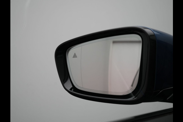 BMW 5 Serie Touring 530e M Sport PHEV 293pk Dealer O.H. | Panodak | Adaptive Cruise | 360 Camera | Harman / Kardon | Lederen Comfortzetels Memory & Verwarmd | Adaptive LED | Apple Carplay | Blis | Sfeerverlichting | Navigatie | DAB | Plug In Hybrid |