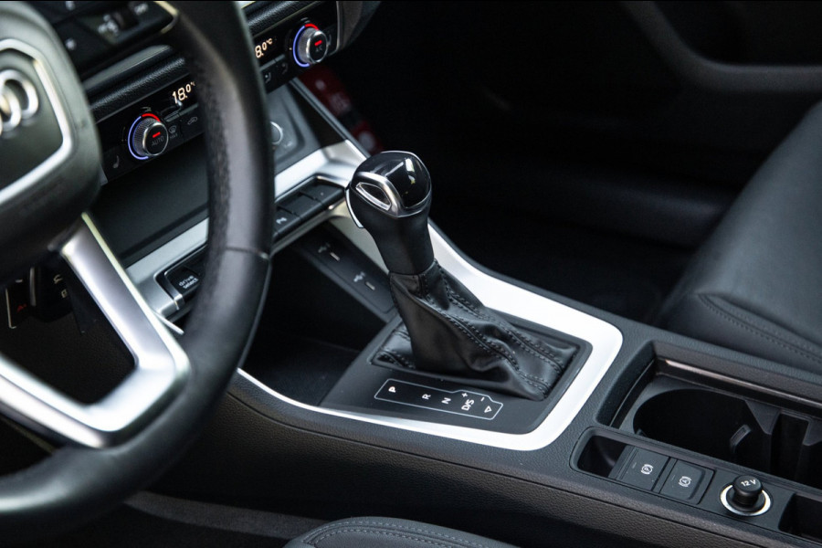 Audi Q3 Sportback 45 TFSI e Edition / SOH 90% / DAB / Achteruitrijcamera / LED