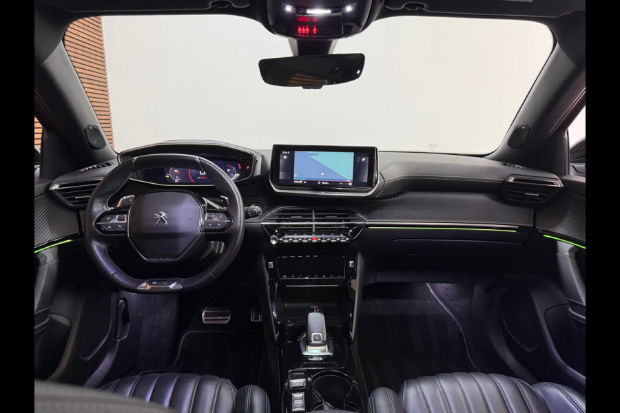 Peugeot 2008 1.2 PureTech GT-line | Leder | 18 inch | Panoramadak | ACC | Dodehoek | Afneembare Trekhaak | Camera