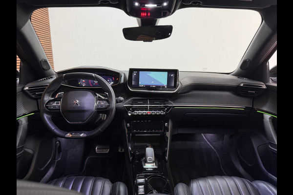 Peugeot 2008 1.2 PureTech GT-line | Leder | 18 inch | Panoramadak | ACC | Dodehoek | Afneembare Trekhaak | Camera
