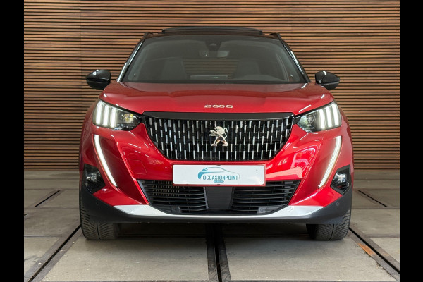 Peugeot 2008 1.2 PureTech GT-line | Leder | 18 inch | Panoramadak | ACC | Dodehoek | Afneembare Trekhaak | Camera