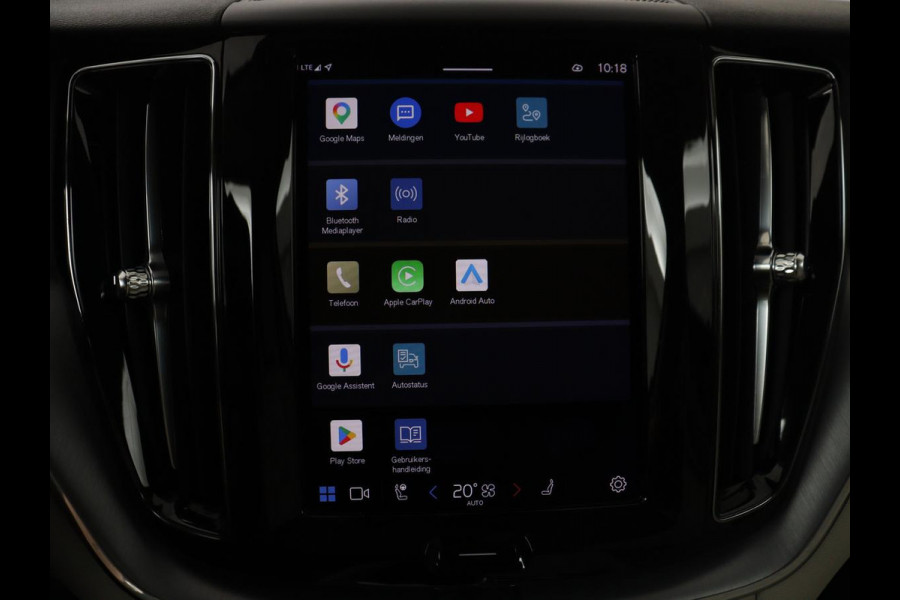 Volvo XC60 2.0 Recharge T6 AWD Business Pro | SOH 89,4% | Carplay | Panoramadak | Camera | LED | Leer | Stoel en stuurverwarming | Cruise control | Navigatie | LM | Automaat