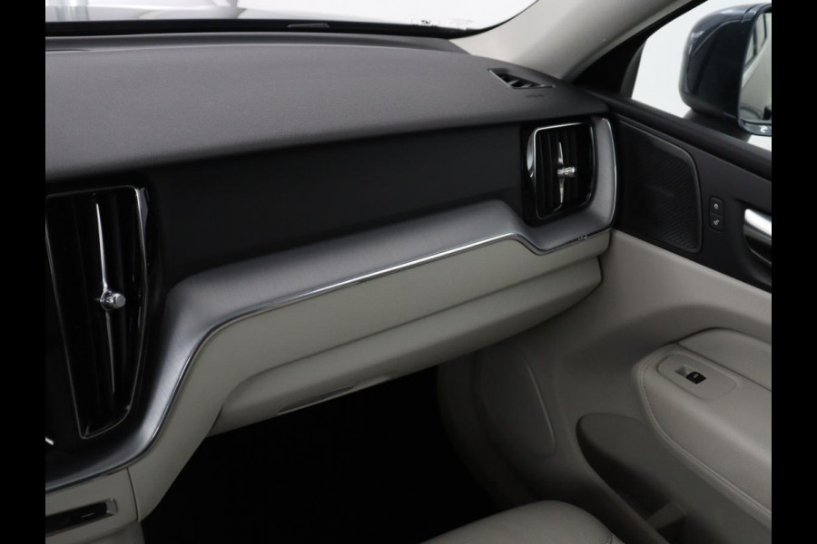 Volvo XC60 2.0 Recharge T6 AWD Business Pro | SOH 89,4% | Carplay | Panoramadak | Camera | LED | Leer | Stoel en stuurverwarming | Cruise control | Navigatie | LM | Automaat