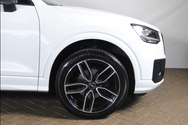 Audi Q2 30 TFSI Design PL+