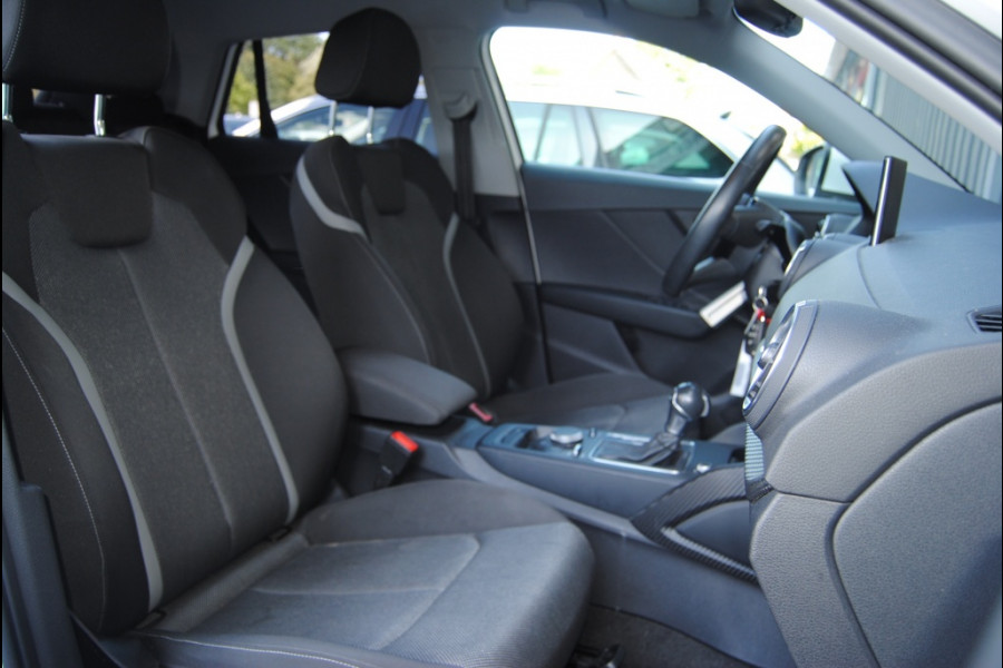 Audi Q2 30 TFSI Design PL+