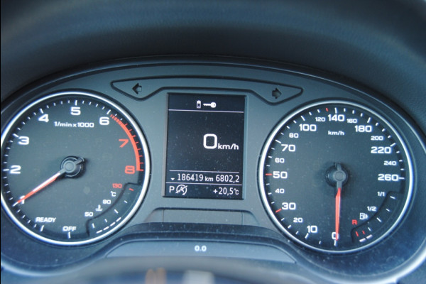 Audi Q2 30 TFSI Design PL+