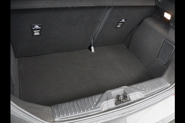 Ford Fiesta 1.0 EcoBoost ST-Line | Parkeersensoren | B&O | Automaat | Navigatie | Stoelverwarming | Stuurverwarming | LED | Bluetooth | Cruise control