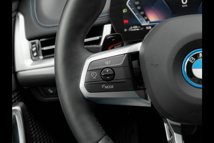BMW X1 xDrive25e - M-Sport - Pano - Trekhaak - 19 inch - Camera