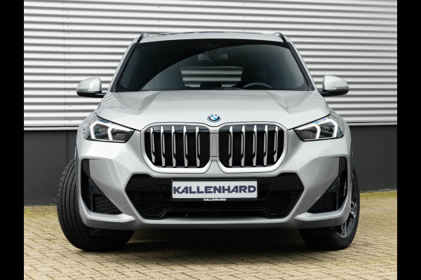 BMW X1 xDrive25e - M-Sport - Pano - Trekhaak - 19 inch - Camera