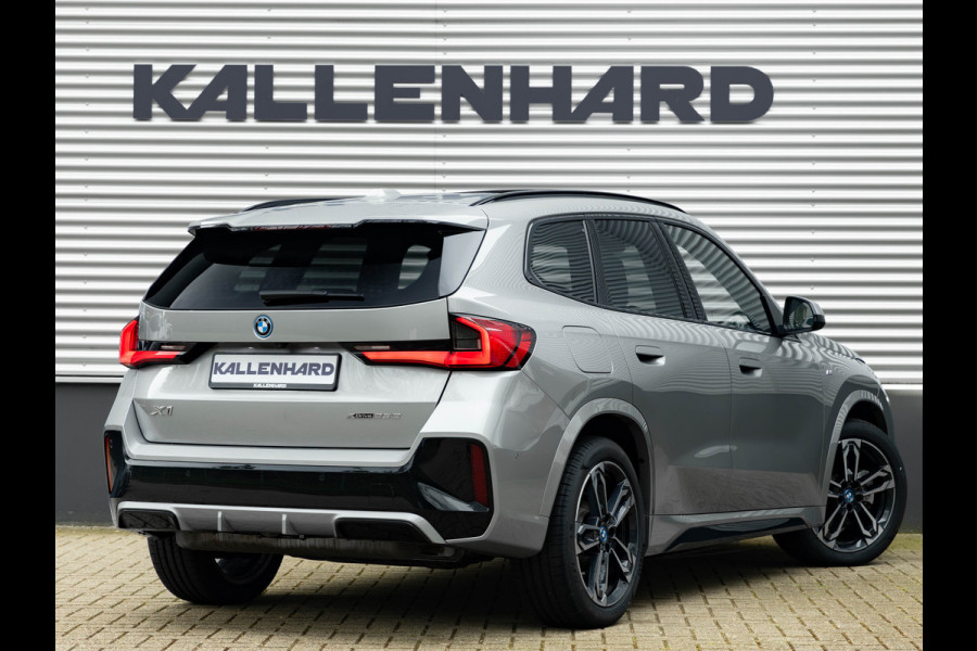 BMW X1 xDrive25e - M-Sport - Pano - Trekhaak - 19 inch - Camera