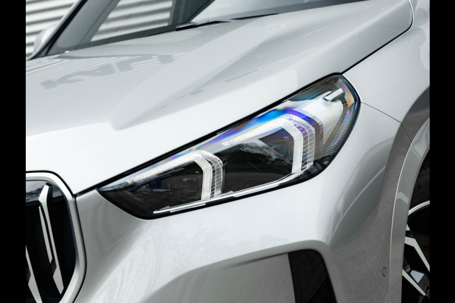 BMW X1 xDrive25e - M-Sport - Pano - Trekhaak - 19 inch - Camera