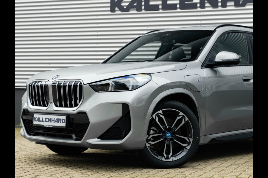 BMW X1 xDrive25e - M-Sport - Pano - Trekhaak - 19 inch - Camera