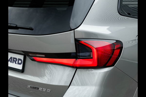 BMW X1 xDrive25e - M-Sport - Pano - Trekhaak - 19 inch - Camera