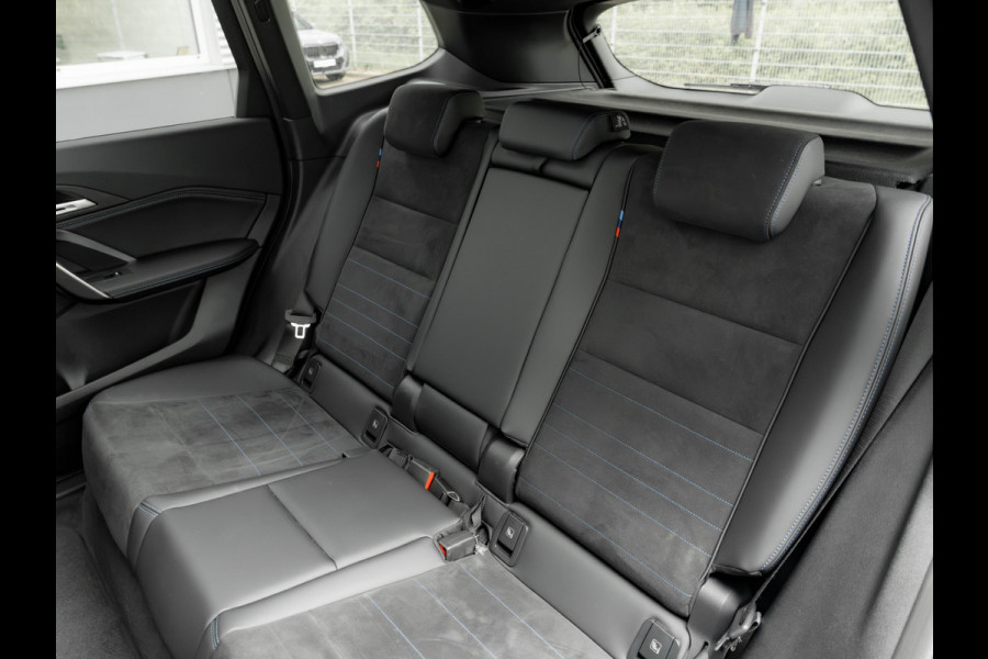 BMW X1 xDrive25e - M-Sport - Pano - Trekhaak - 19 inch - Camera