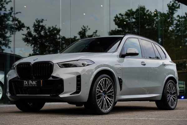 BMW X5 X-Drive 50 E / Individual / Panoramadak / M-Pakket / Harman Kardon