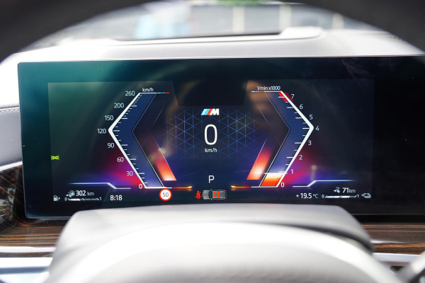 BMW X5 X-Drive 50 E / Individual / Panoramadak / M-Pakket / Harman Kardon