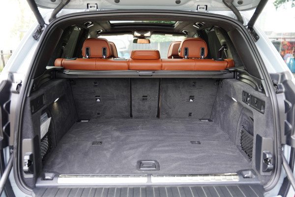 BMW X5 X-Drive 50 E / Individual / Panoramadak / M-Pakket / Harman Kardon