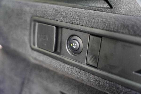 BMW X5 X-Drive 50 E / Individual / Panoramadak / M-Pakket / Harman Kardon