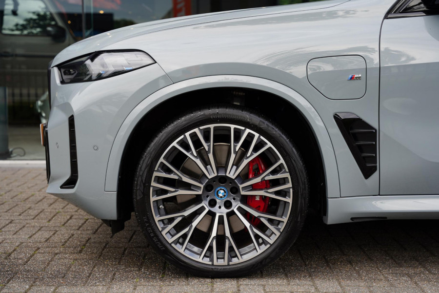 BMW X5 X-Drive 50 E / Individual / Panoramadak / M-Pakket / Harman Kardon