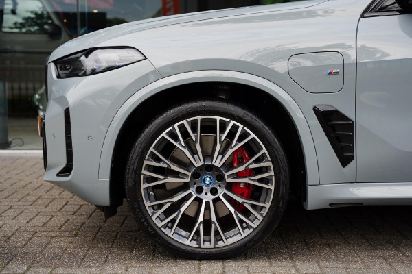 BMW X5 X-Drive 50 E / Individual / Panoramadak / M-Pakket / Harman Kardon