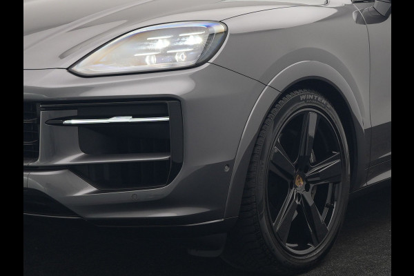 Porsche Cayenne Coupé 3.0 E-Hybrid PHEV | MY 2024 Facelift | | Trekhaak Af Fabriek | Panodak | Luchtvering | Sportuitlaat | PDLS+ | Sport Chrono | InnoDrive Adaptive Cruise | SportDesign | Head up | Soft Close | 22"L.M | 360 Camera | Plug In Hybrid |