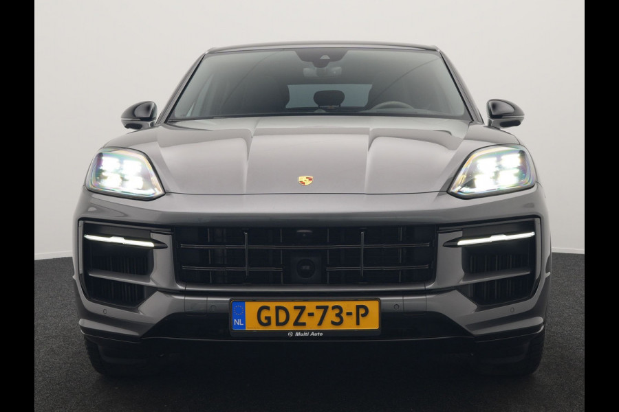 Porsche Cayenne Coupé 3.0 E-Hybrid PHEV | MY 2024 Facelift | | Trekhaak Af Fabriek | Panodak | Luchtvering | Sportuitlaat | PDLS+ | Sport Chrono | InnoDrive Adaptive Cruise | SportDesign | Head up | Soft Close | 22"L.M | 360 Camera | Plug In Hybrid |