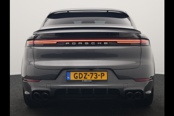 Porsche Cayenne Coupé 3.0 E-Hybrid PHEV | MY 2024 Facelift | | Trekhaak Af Fabriek | Panodak | Luchtvering | Sportuitlaat | PDLS+ | Sport Chrono | InnoDrive Adaptive Cruise | SportDesign | Head up | Soft Close | 22"L.M | 360 Camera | Plug In Hybrid |